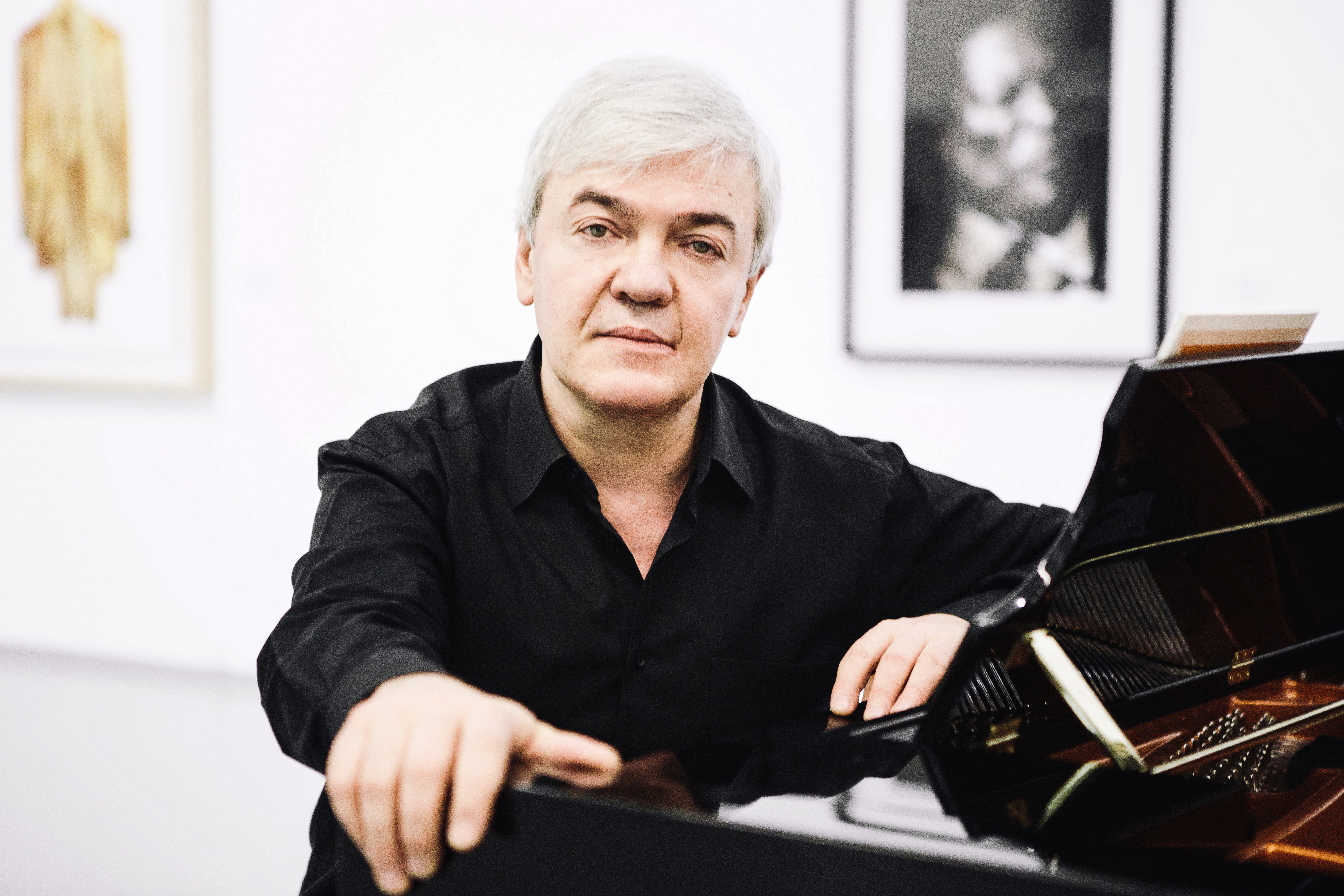 Сати Спивакова и Алексей Гориболь. Белла Ахмадулина. Взойти на сцену
